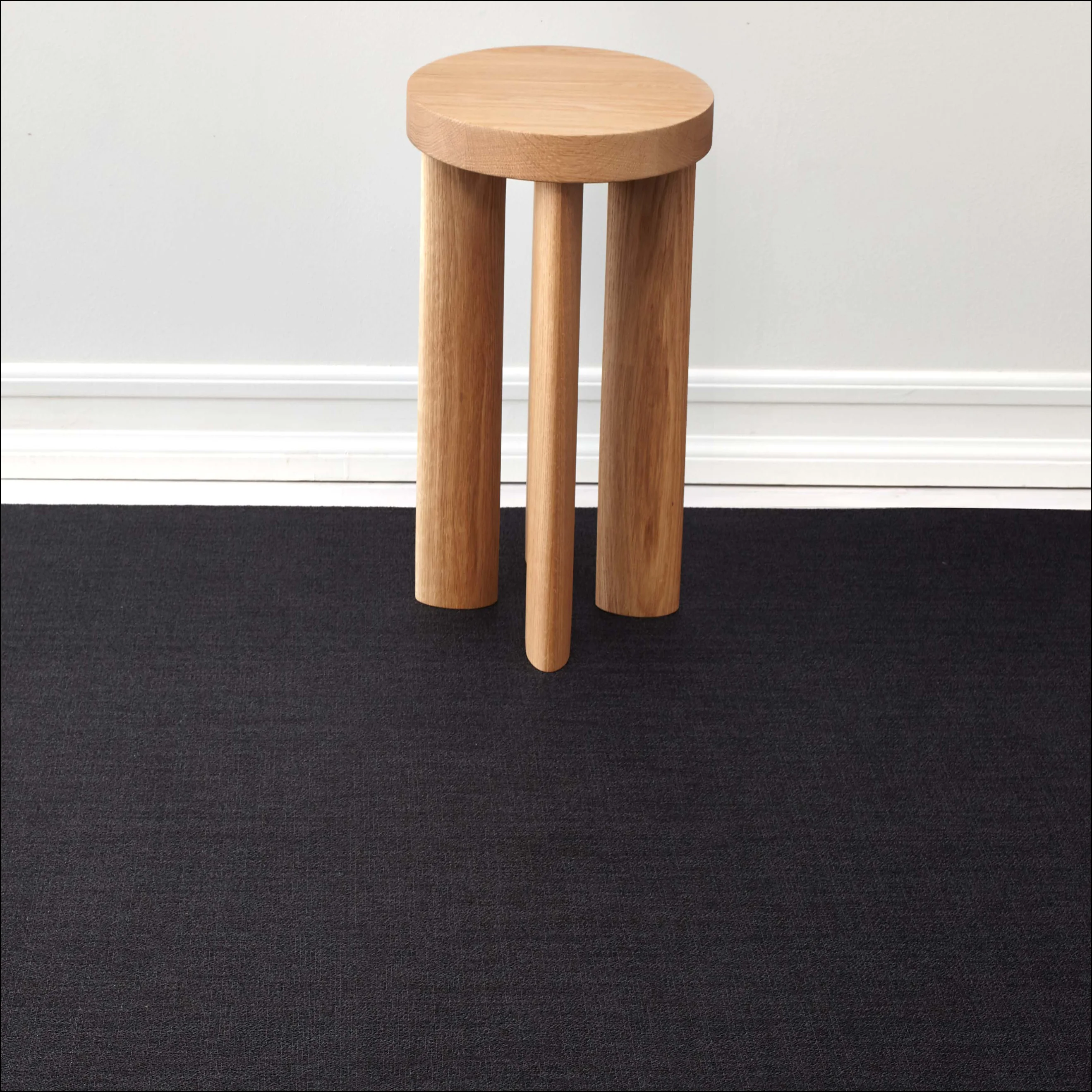 Bouclé Installed Flooring - Noir - Image 2
