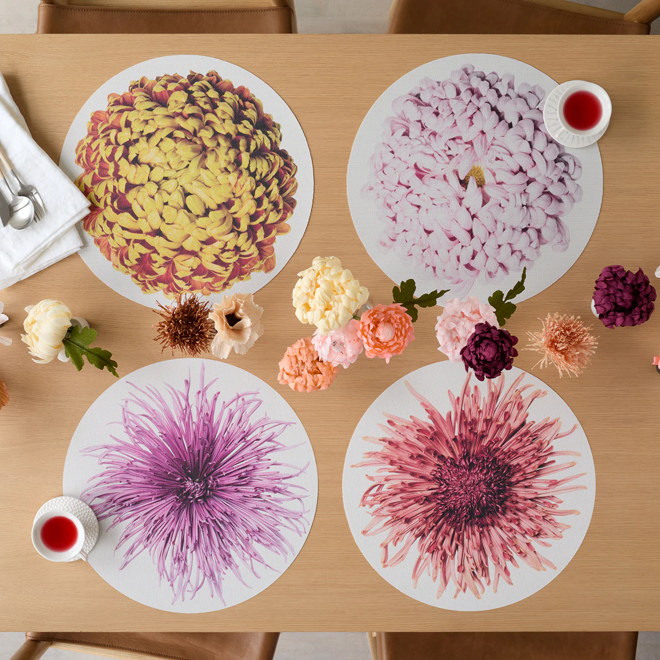Mums Placemats - Multi - Image 3
