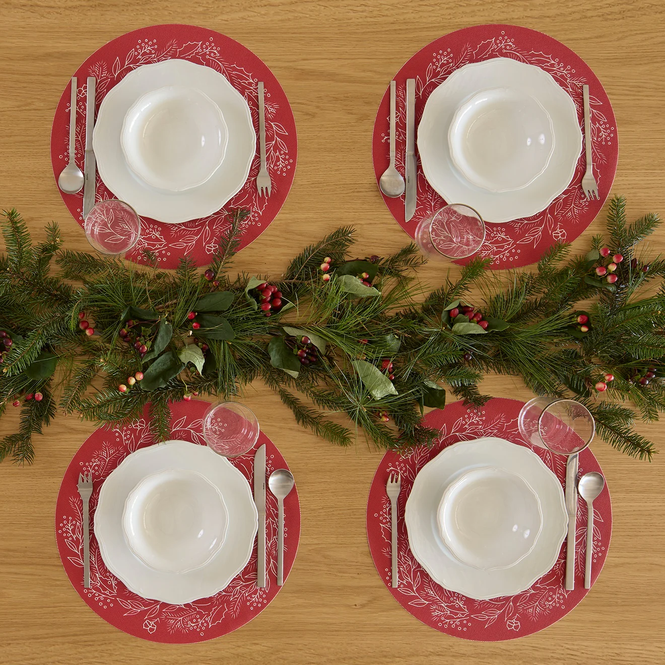 Wreath Placemats - Crimson - Image 6